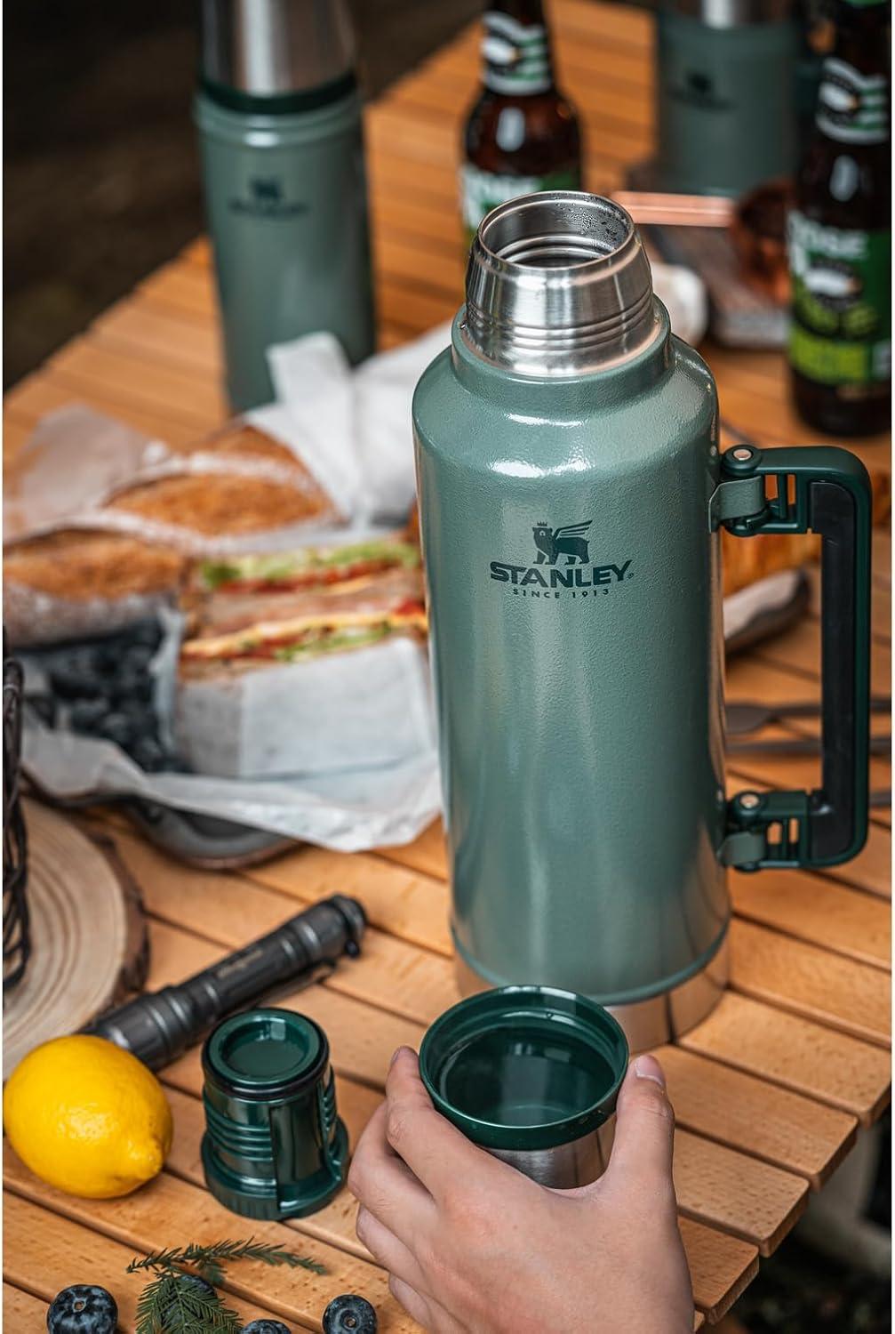 imageStanley Classic Legendary Vacuum BottleBlack 20