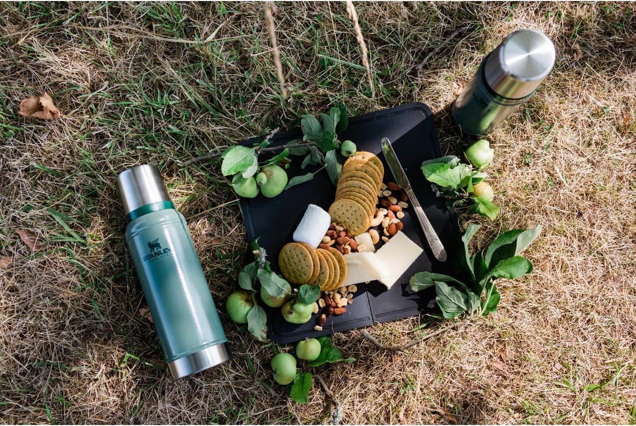 imageStanley Classic Legendary Vacuum BottleBlack 20