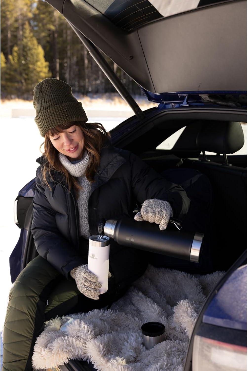 imageStanley Classic Legendary Vacuum BottleBlack 20