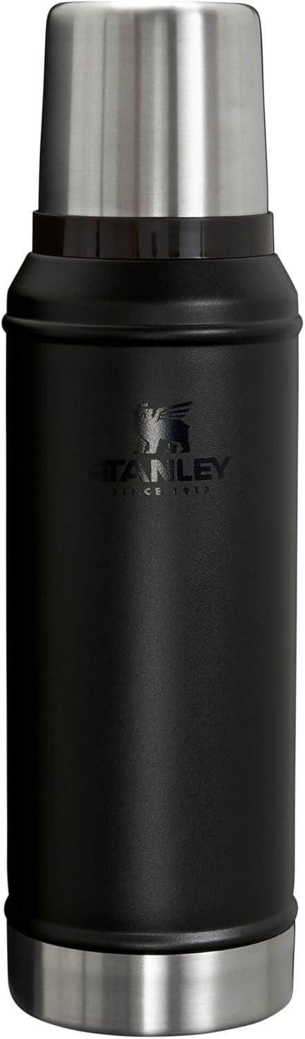imageStanley Classic Legendary Vacuum BottleBlack 20