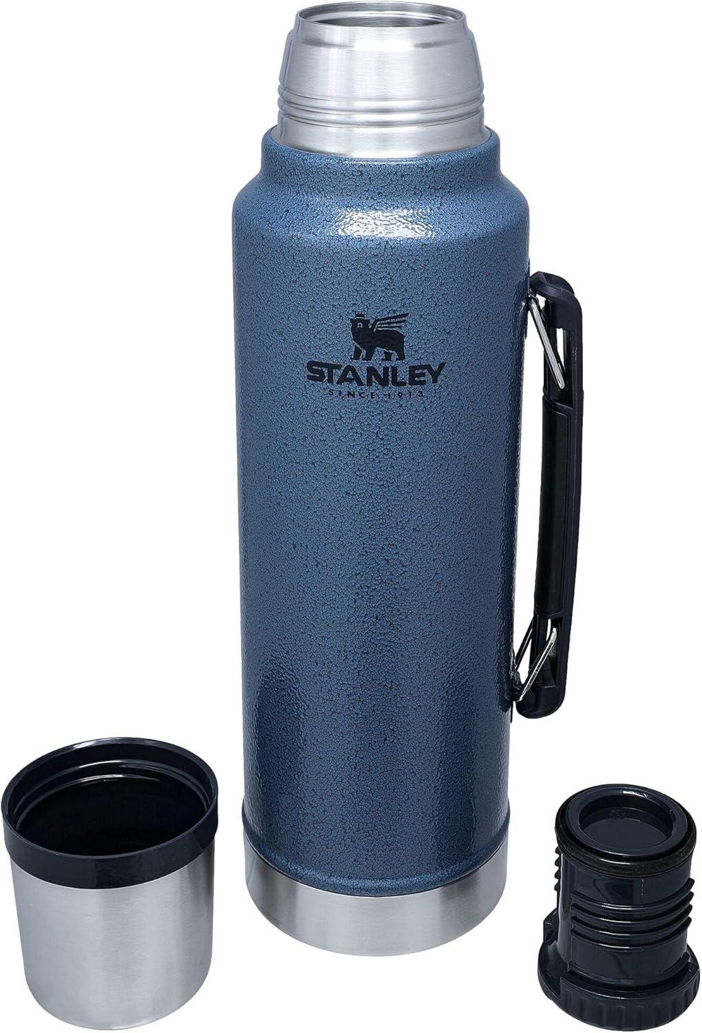 imageStanley Classic Legendary Vacuum BottleHammertone Lake
