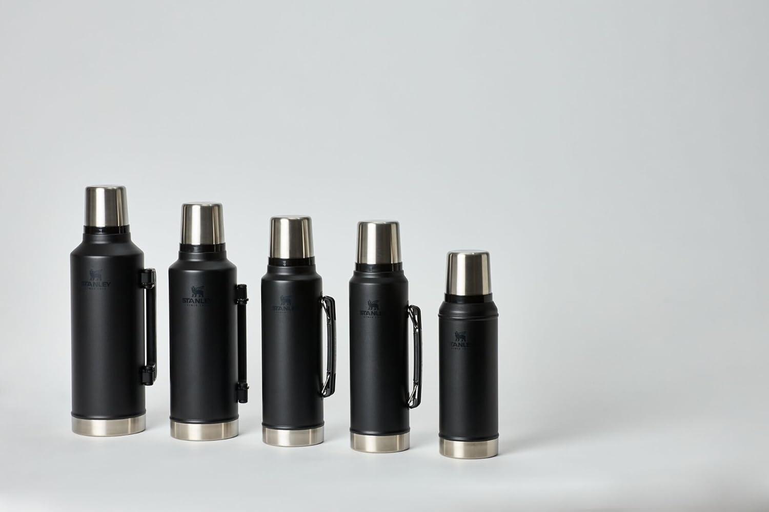 imageStanley Classic Legendary Vacuum BottleRose Quartz