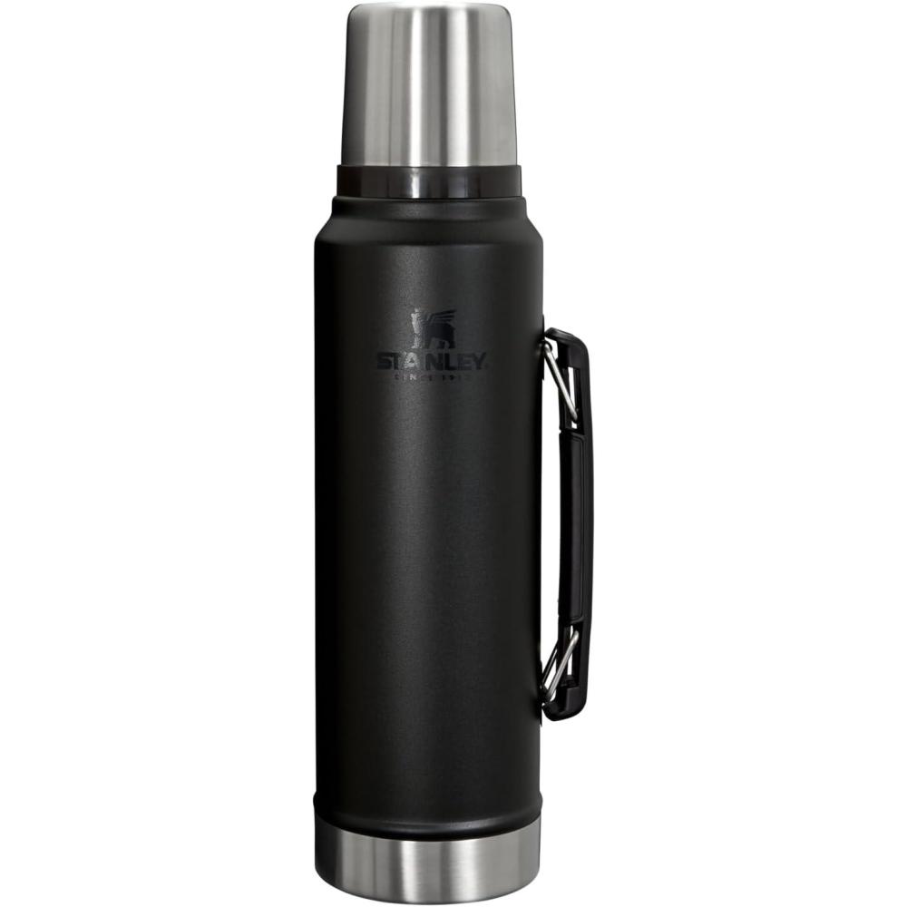 imageStanley Classic Legendary Vacuum BottleBlack 20
