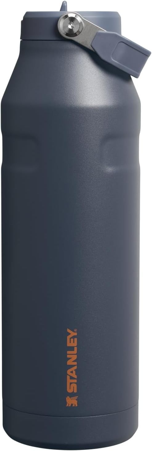 image:imageSTANLEY IceFlow Flip Straw 20 Bottle 24 oz Blue Dream GradientDried Pine