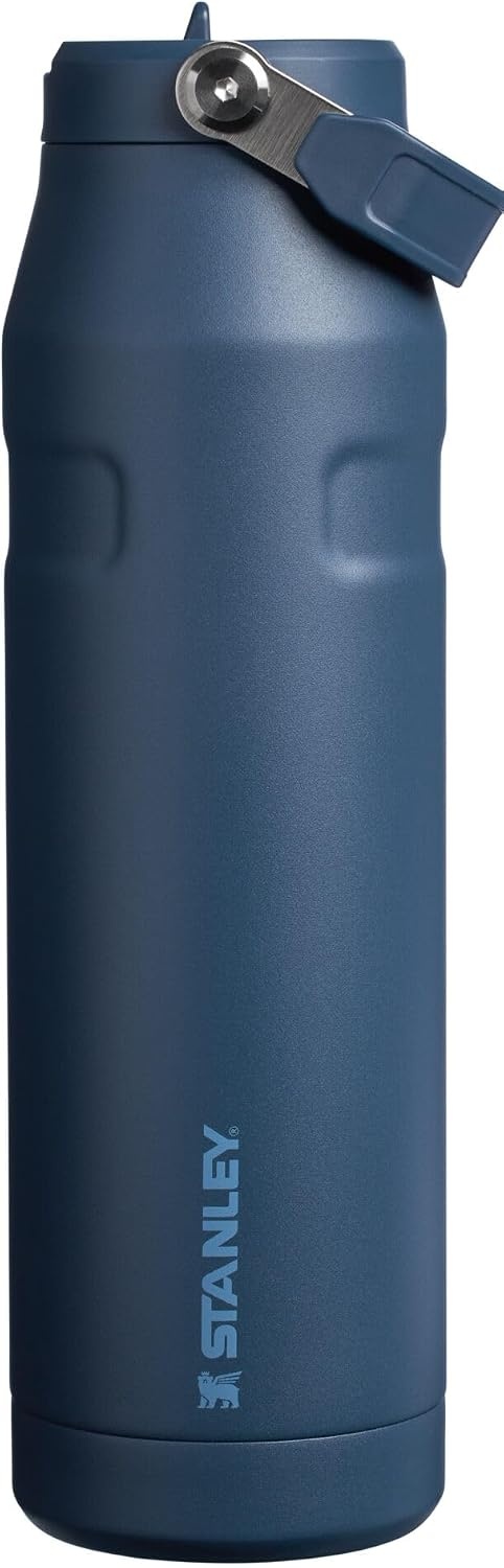 image:imageSTANLEY IceFlow Flip Straw 20 Bottle 24 oz Blue Dream GradientNavy