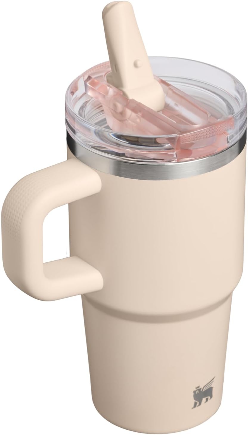 image:imageSTANLEY Quencher ProTour Flipstraw Tumbler 20 oz Marigold Papel PicadoChampagne