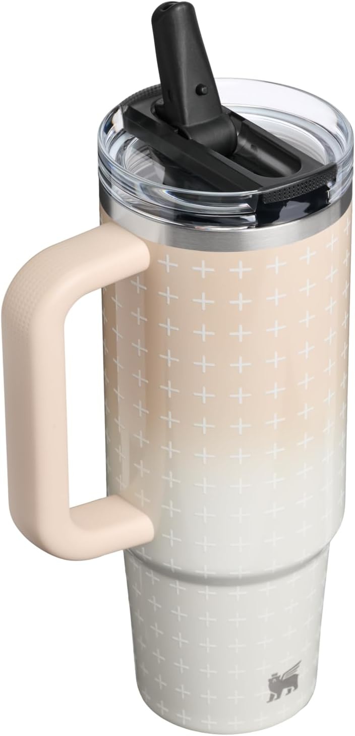image:imageSTANLEY Quencher ProTour Flipstraw Tumbler 20 oz Marigold Papel PicadoChampagne Plus