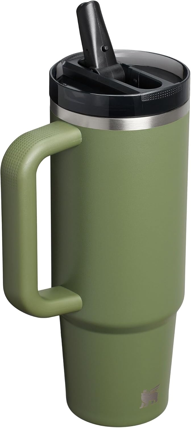 image:imageSTANLEY Quencher ProTour Flipstraw Tumbler 20 oz Marigold Papel PicadoDried Pine VRT